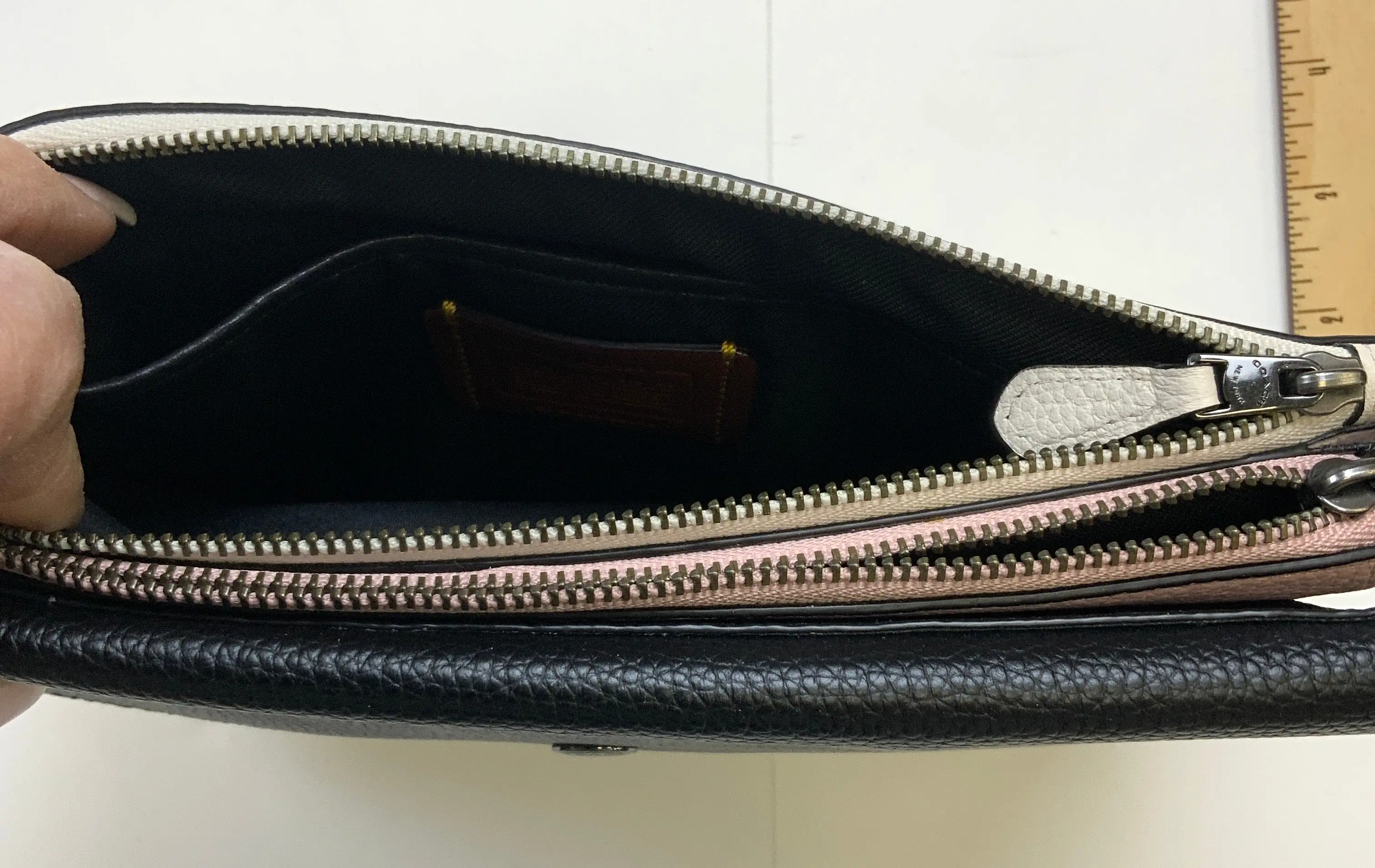 Crossbody Designer By Coach  Size: Medium