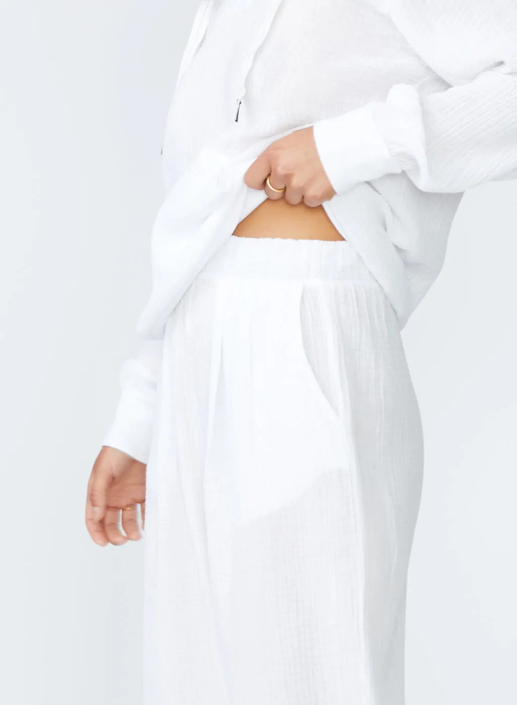 Gauze Wide Leg Pull On Pant in White