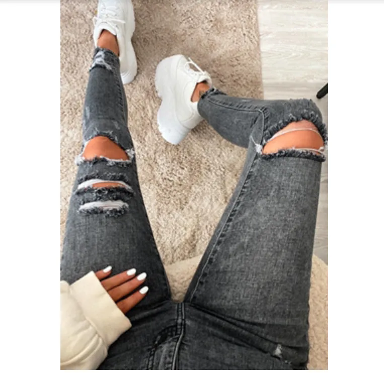 Stretch Feet Ripped Jeans Women