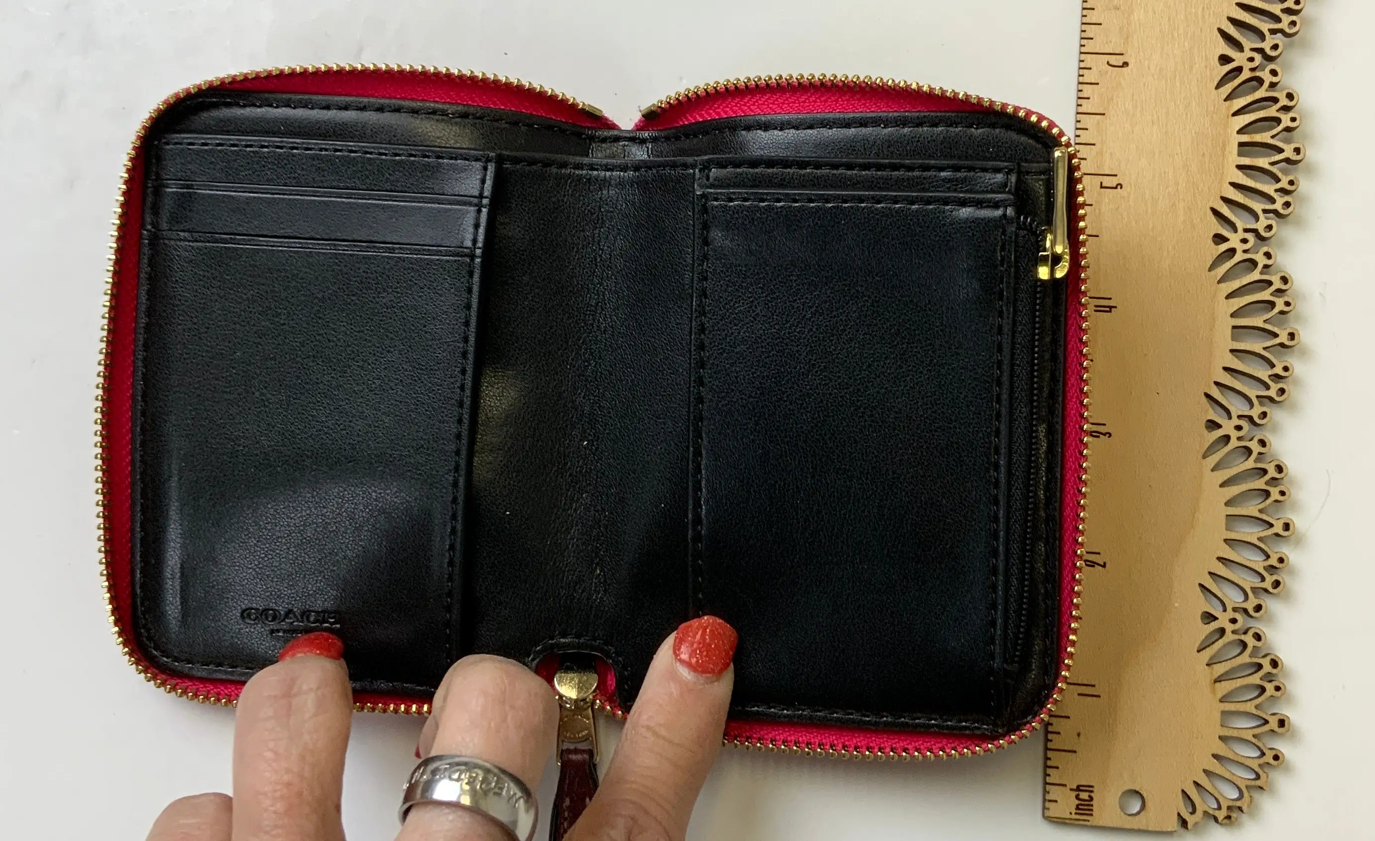 Wallet By Coach  Size: Small